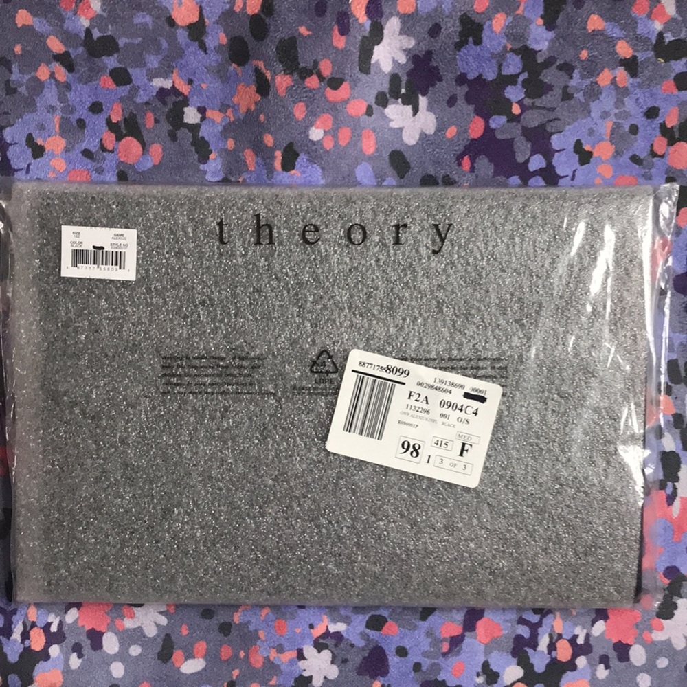 THEORY LEATHER IPOD CASE - Picture 6 of 7